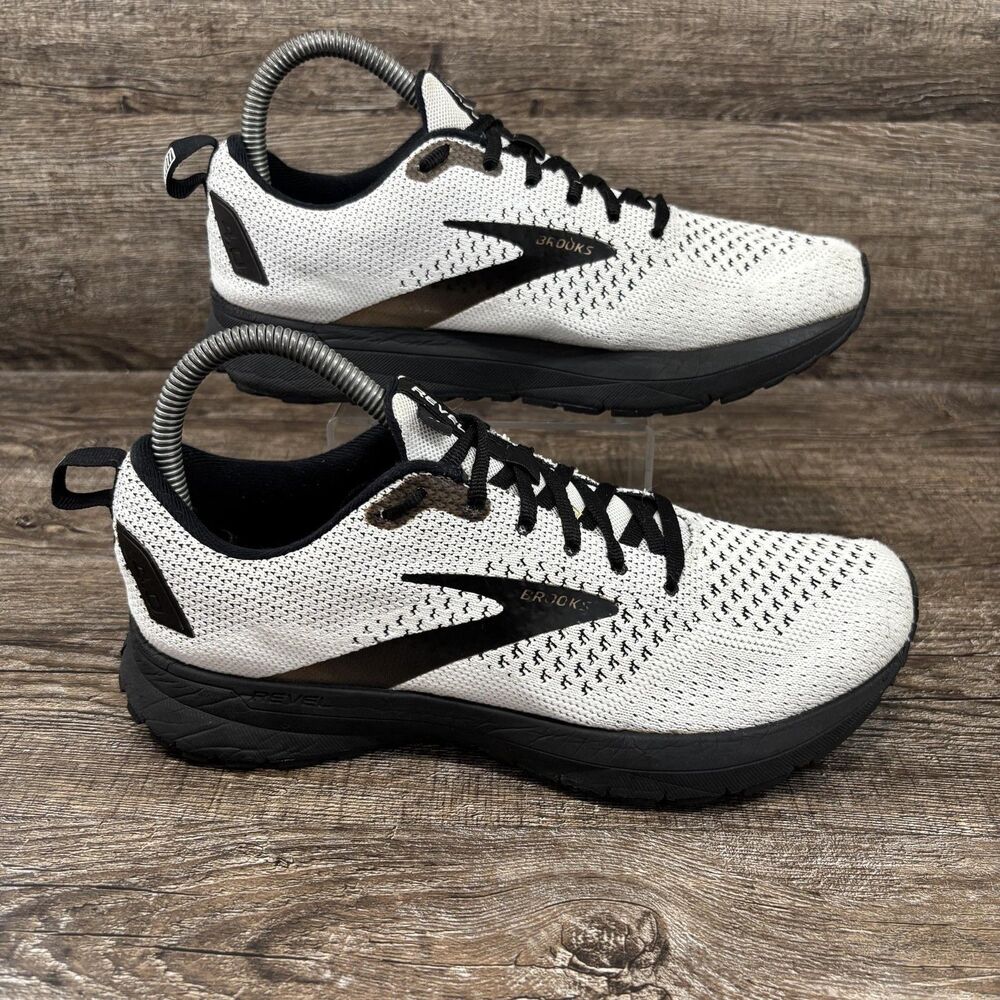 Brooks Revel 4 Shoes Women's 7.5 White Black Knit Running Sneakers 1203371B121